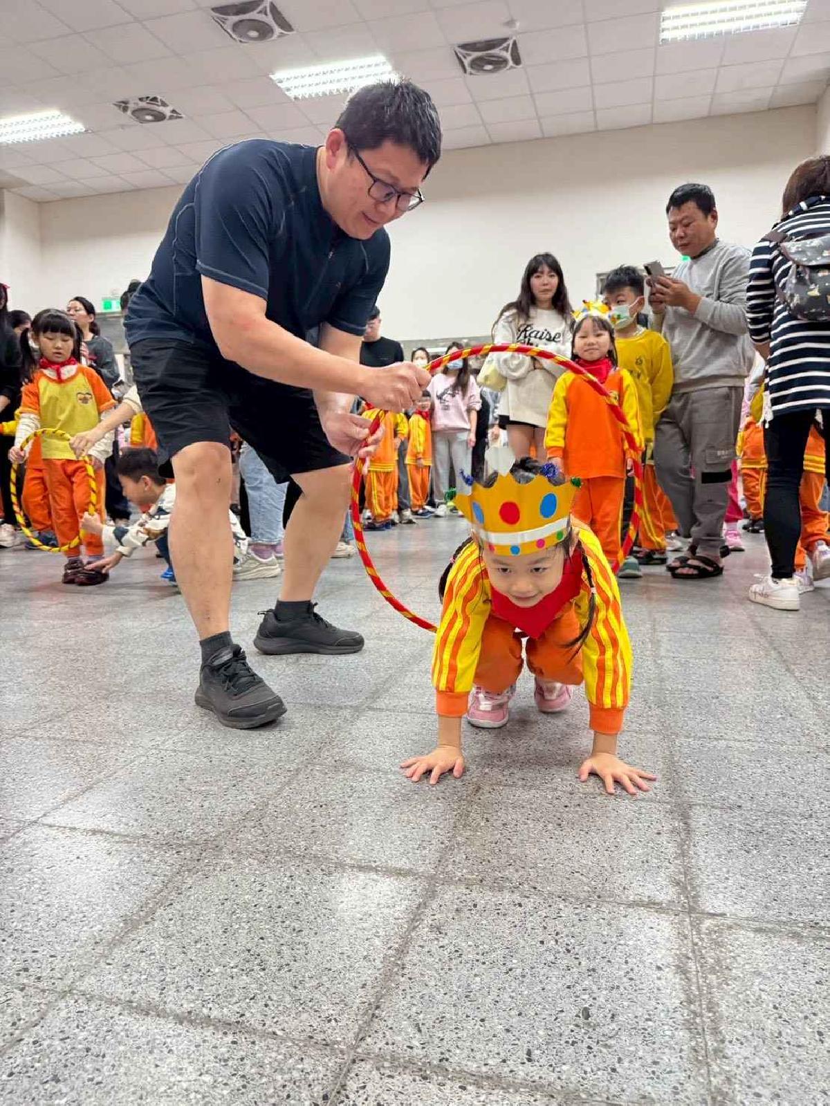 line_album_1141220聖誕親子運動會_251224_57