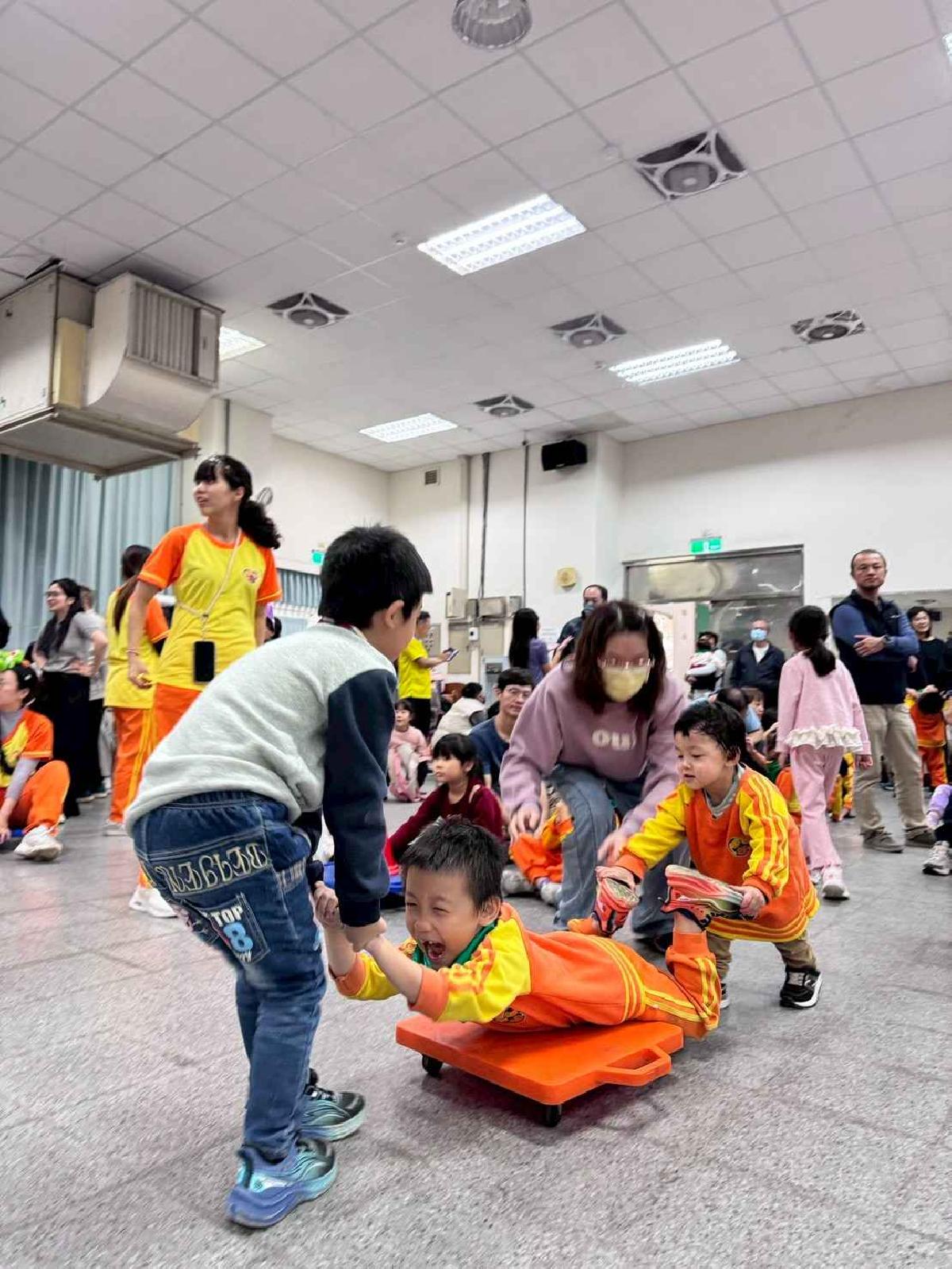 line_album_1141220聖誕親子運動會_251224_72