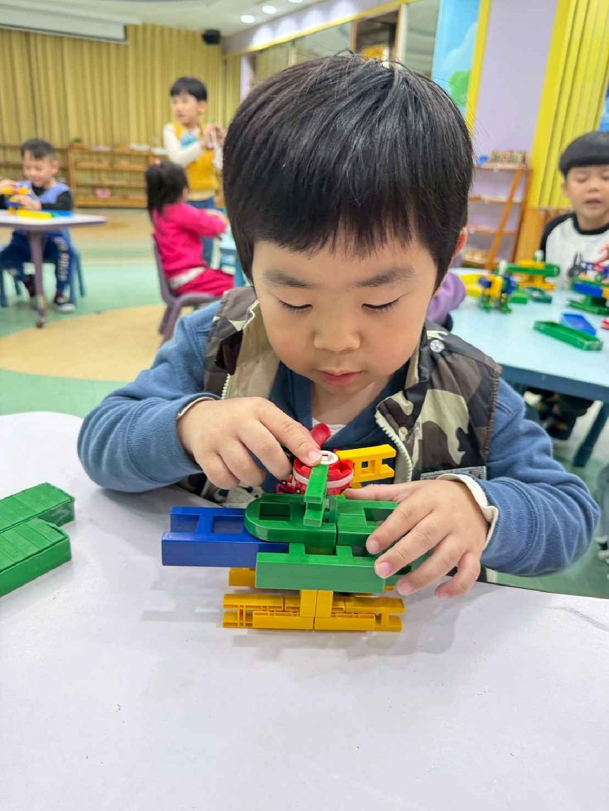 line_album_1215-19才藝_251224_78