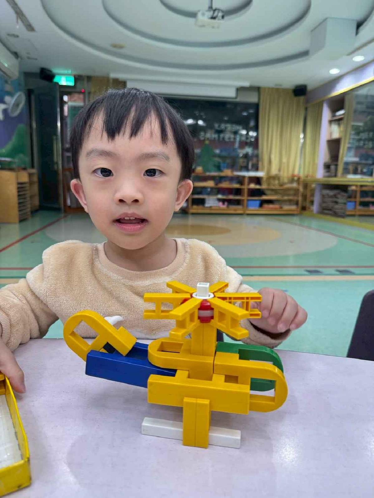 line_album_1215-19才藝_251224_132