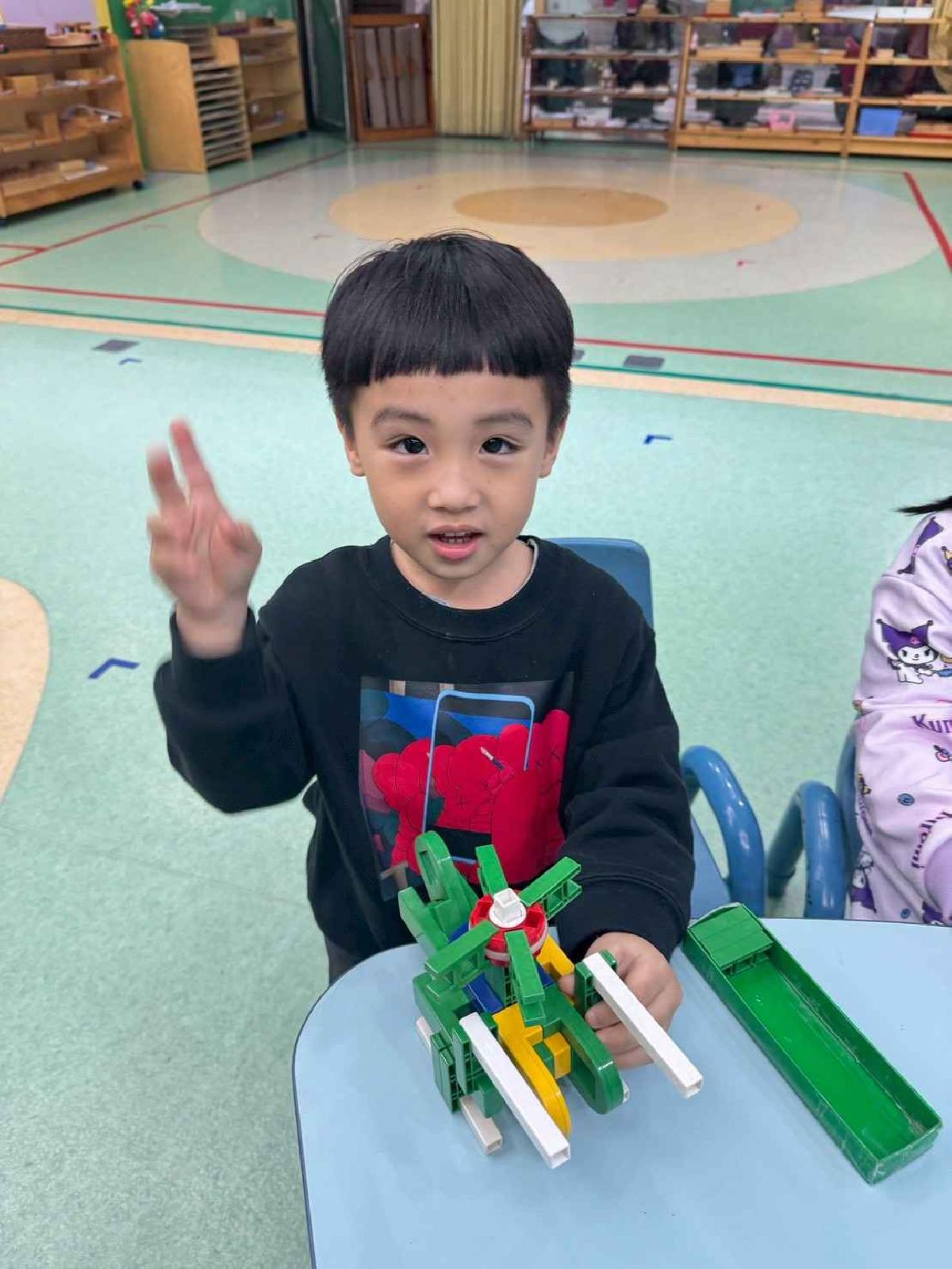 line_album_1215-19才藝_251224_136