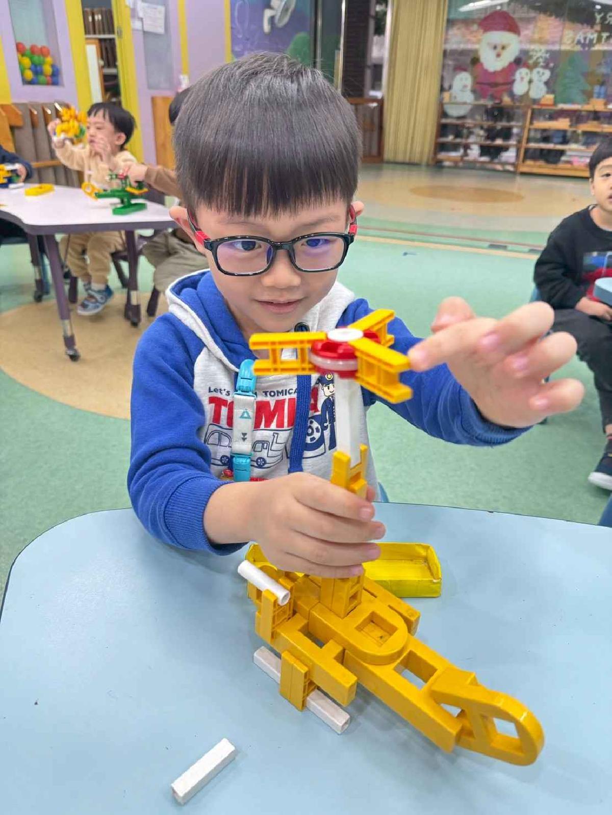 line_album_1215-19才藝_251224_139