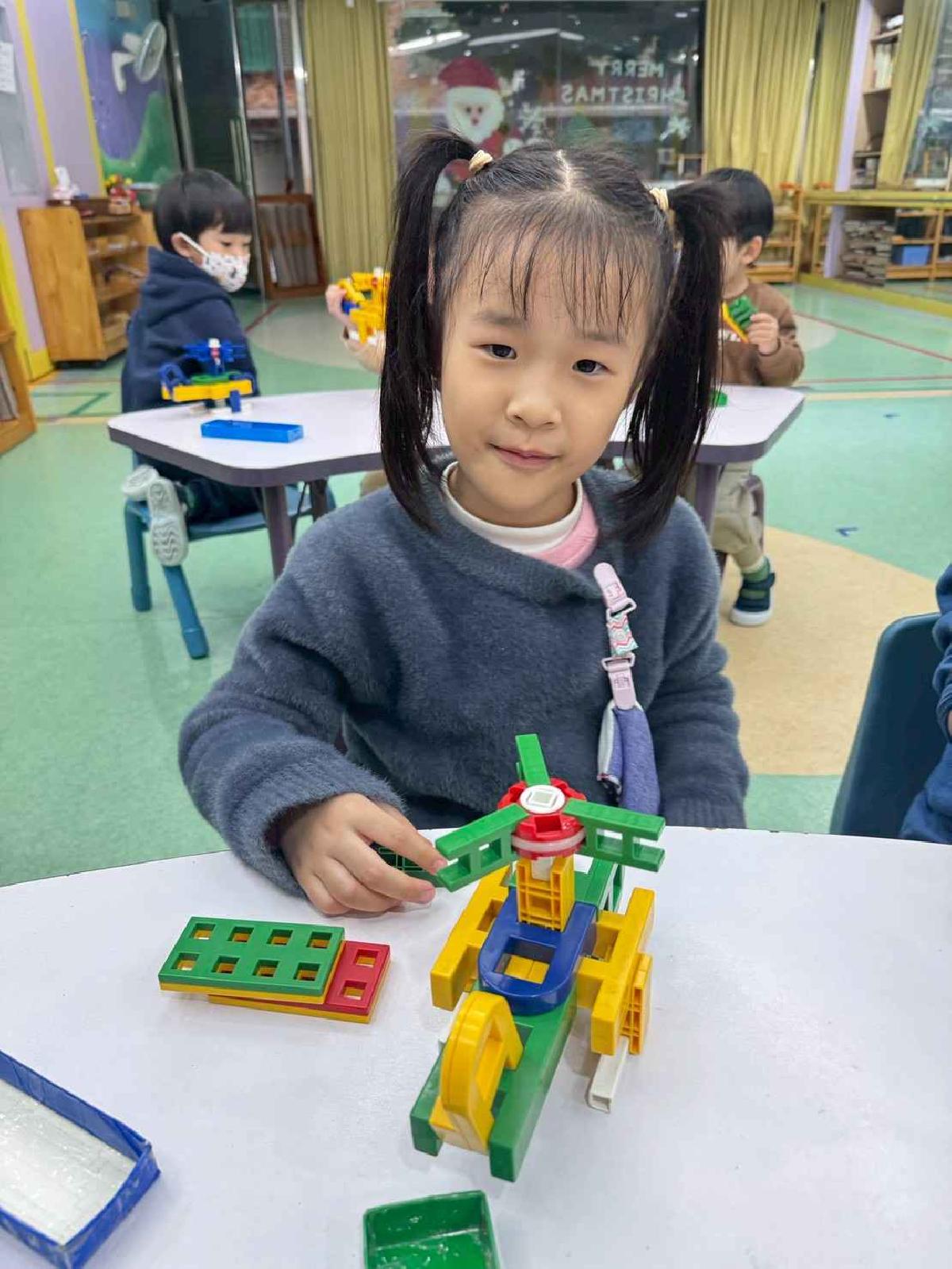 line_album_1215-19才藝_251224_144