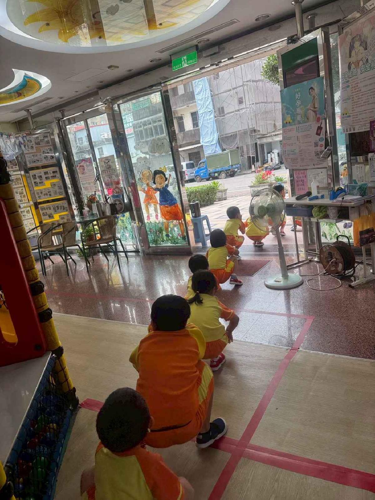 line_album_1150416防災逃生演練_260519_2