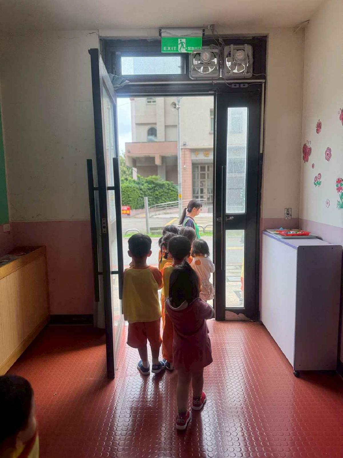 line_album_1150416防災逃生演練_260519_10