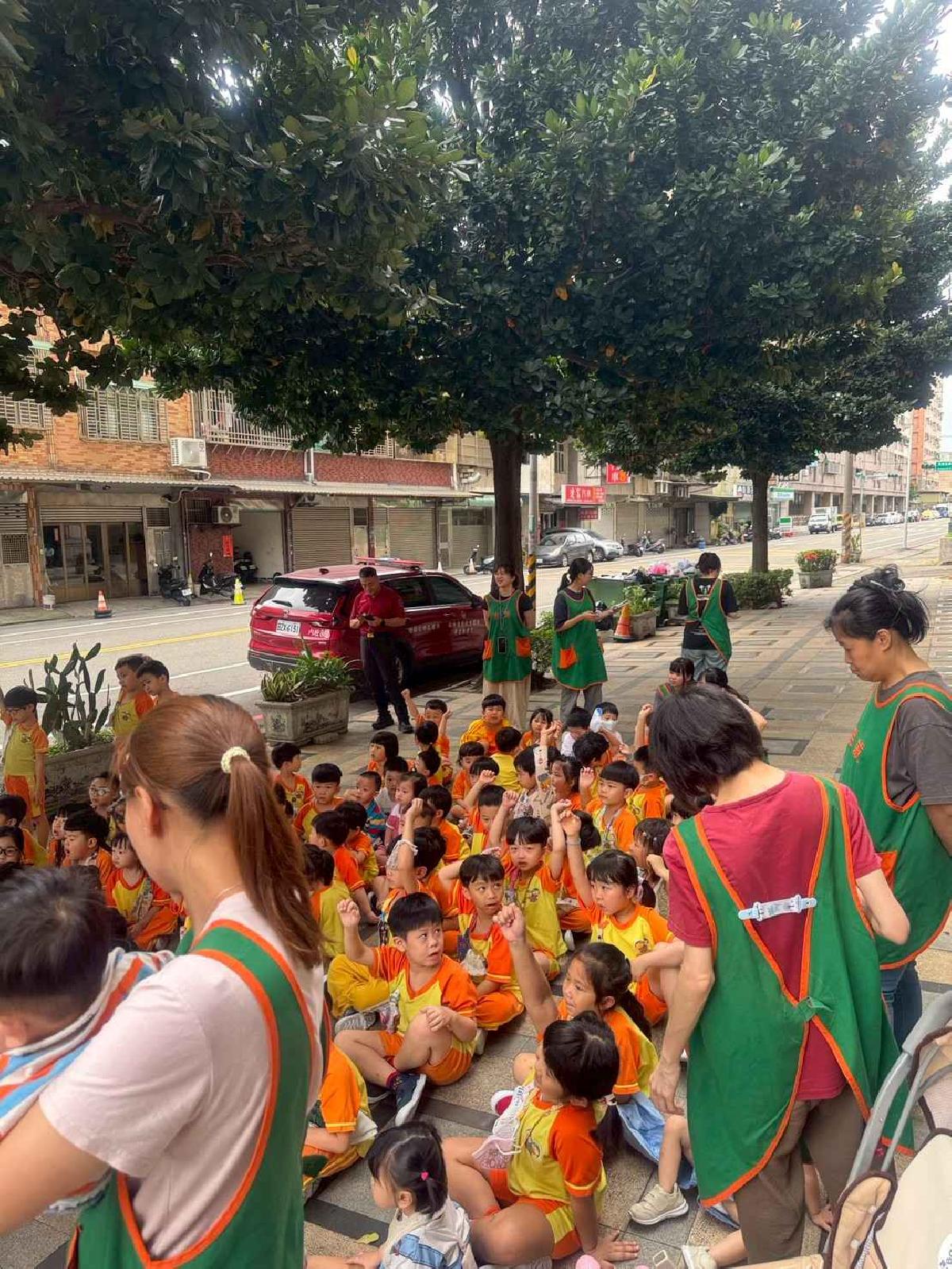 line_album_1150416防災逃生演練_260519_18