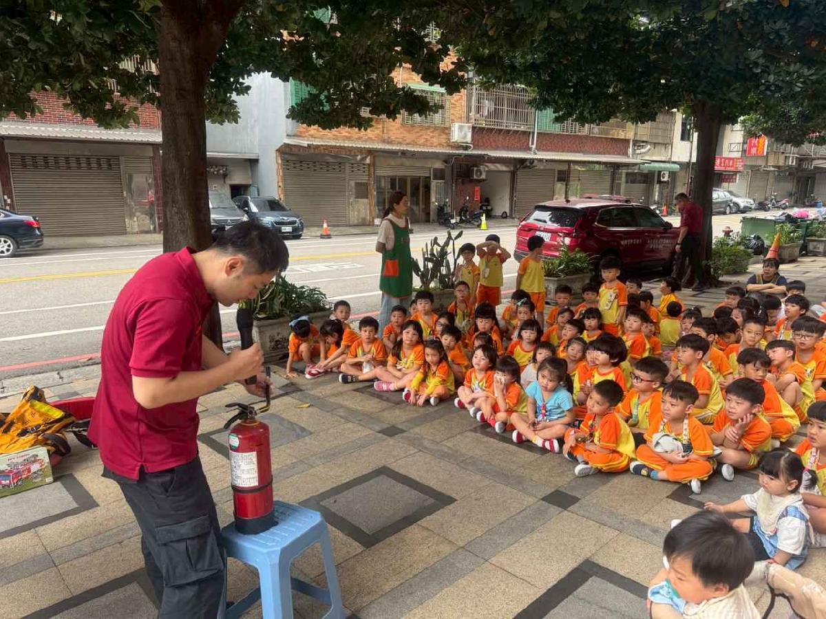 line_album_1150416防災逃生演練_260519_23