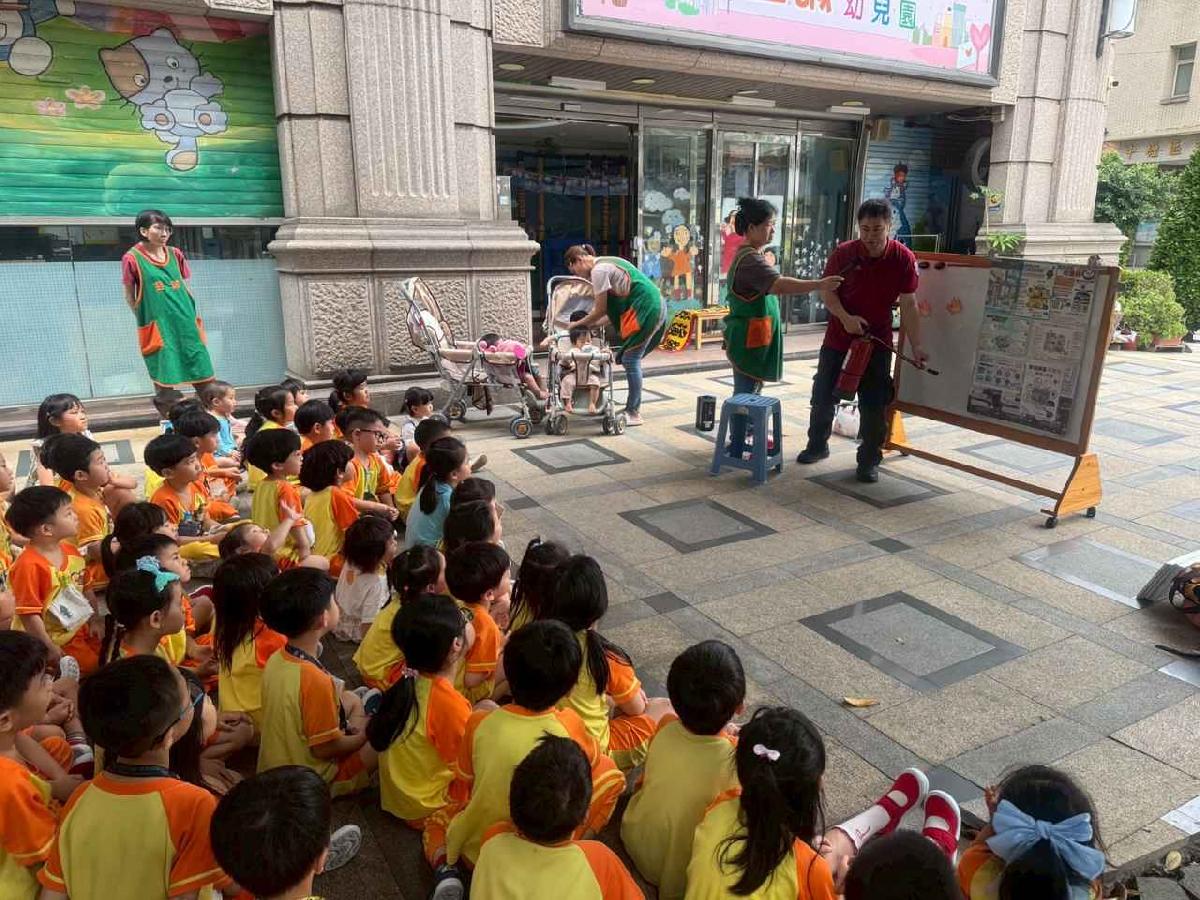 line_album_1150416防災逃生演練_260519_26