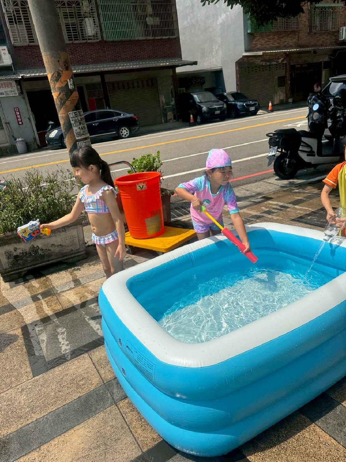 line_album_1150709玩水_260709_5