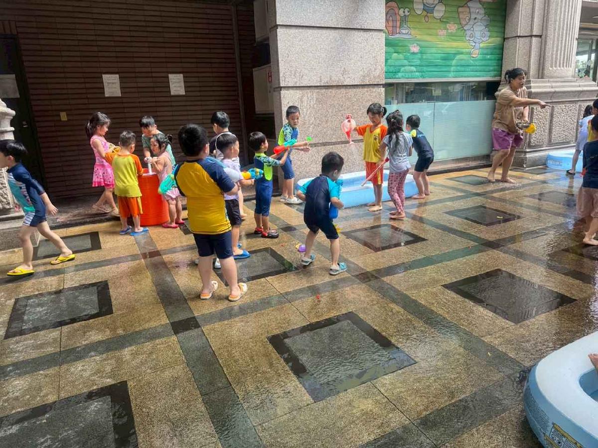 line_album_1150709玩水_260709_20
