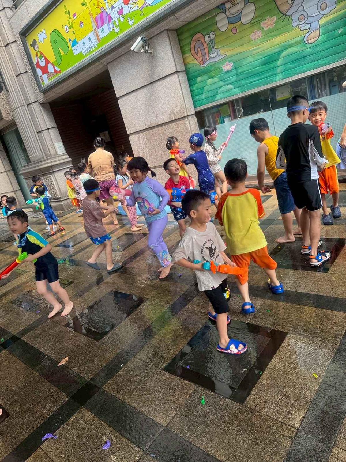 line_album_1150709玩水_260709_21