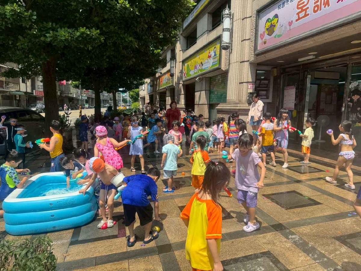 line_album_1150709玩水_260709_24