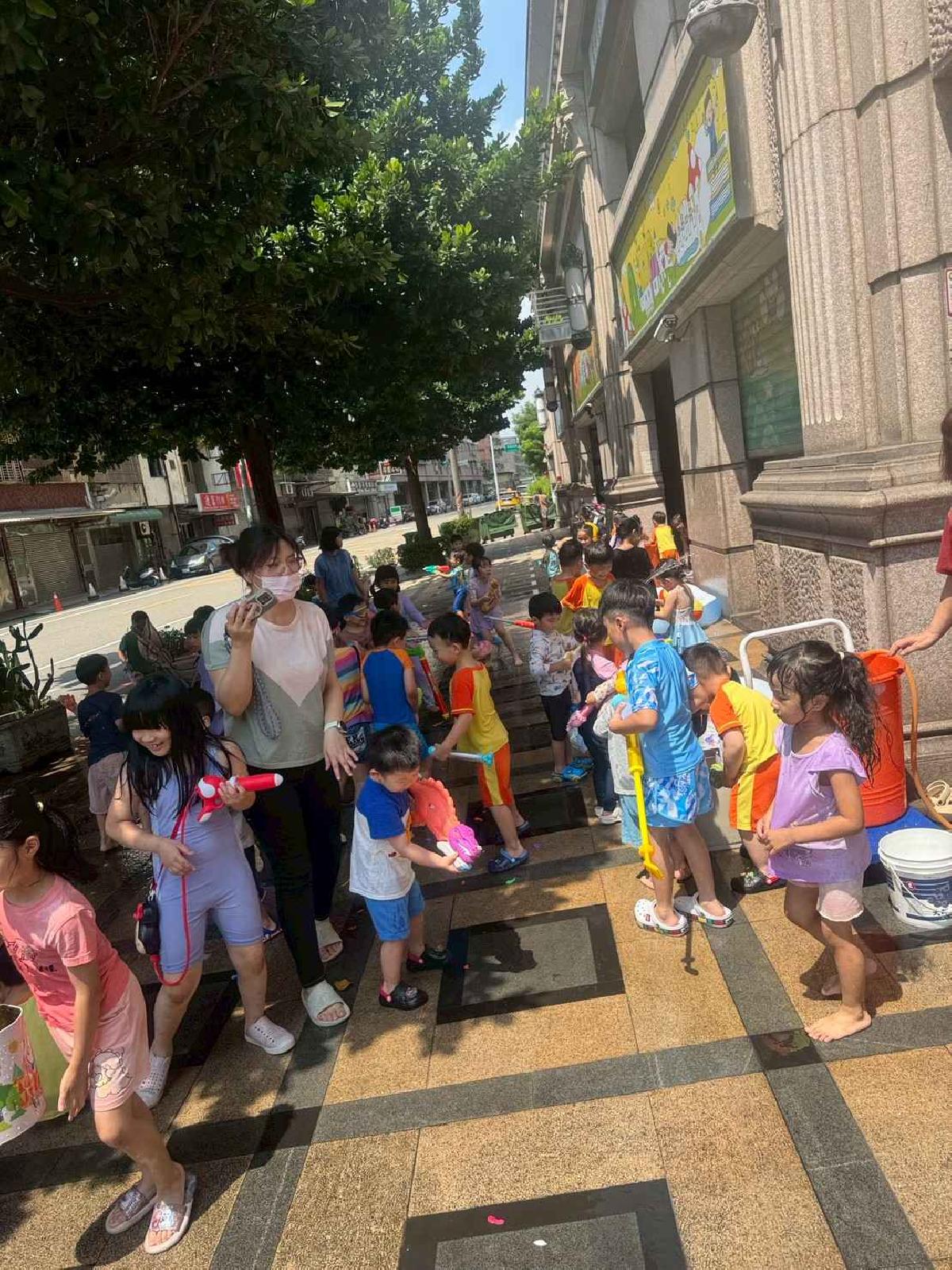 line_album_1150709玩水_260709_26