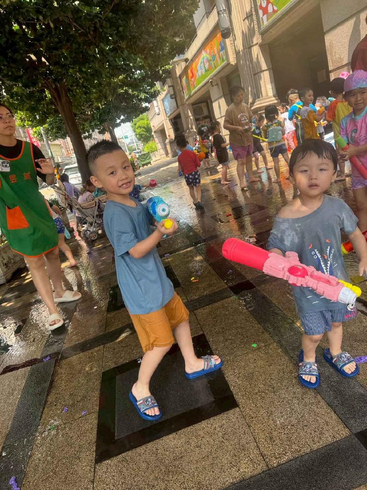 line_album_1150709玩水_260709_33