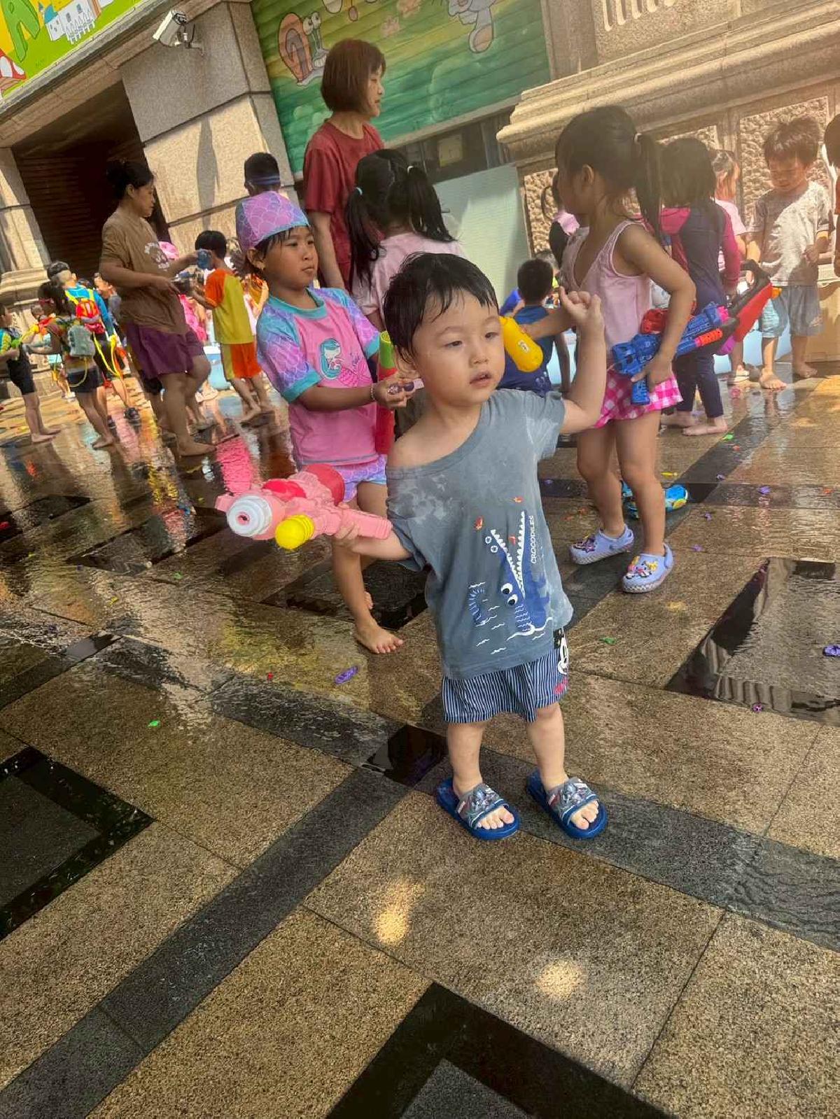 line_album_1150709玩水_260709_34