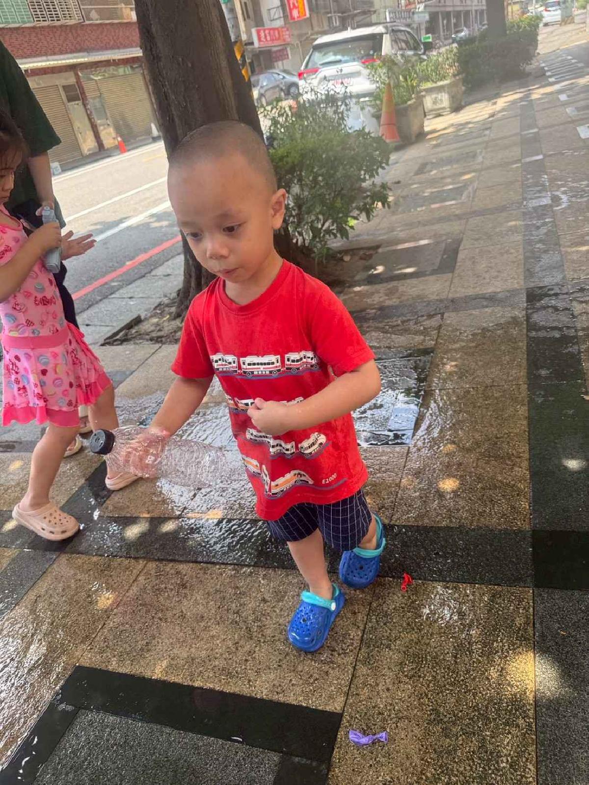 line_album_1150709玩水_260709_37