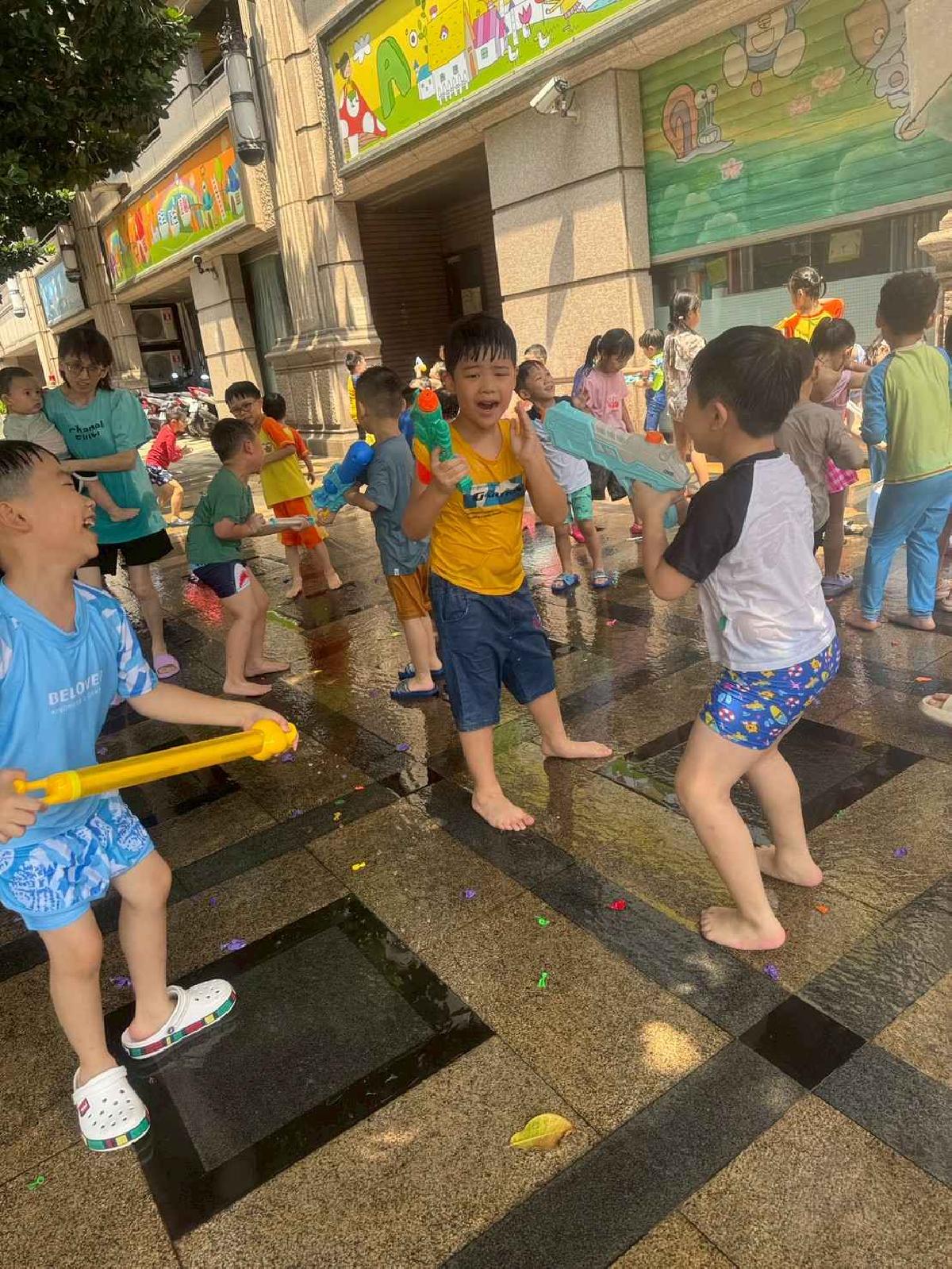 line_album_1150709玩水_260709_49