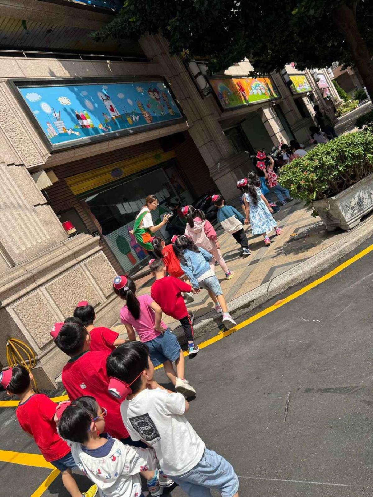 line_album_1151008雙十遊行_261008_64