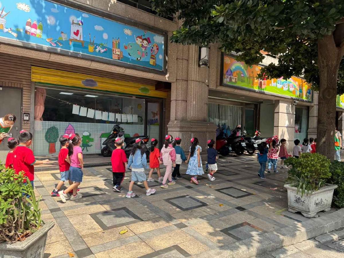 line_album_1151008雙十遊行_261008_65
