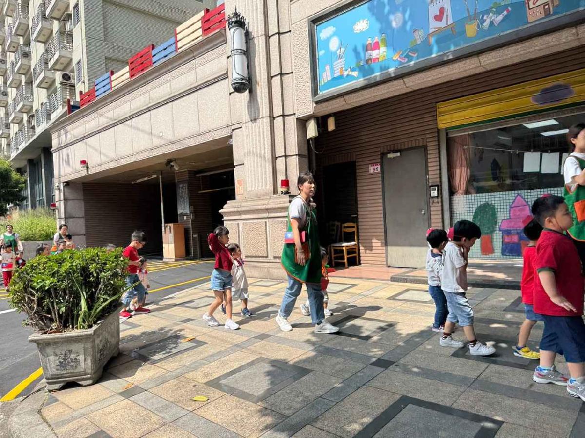 line_album_1151008雙十遊行_261008_66