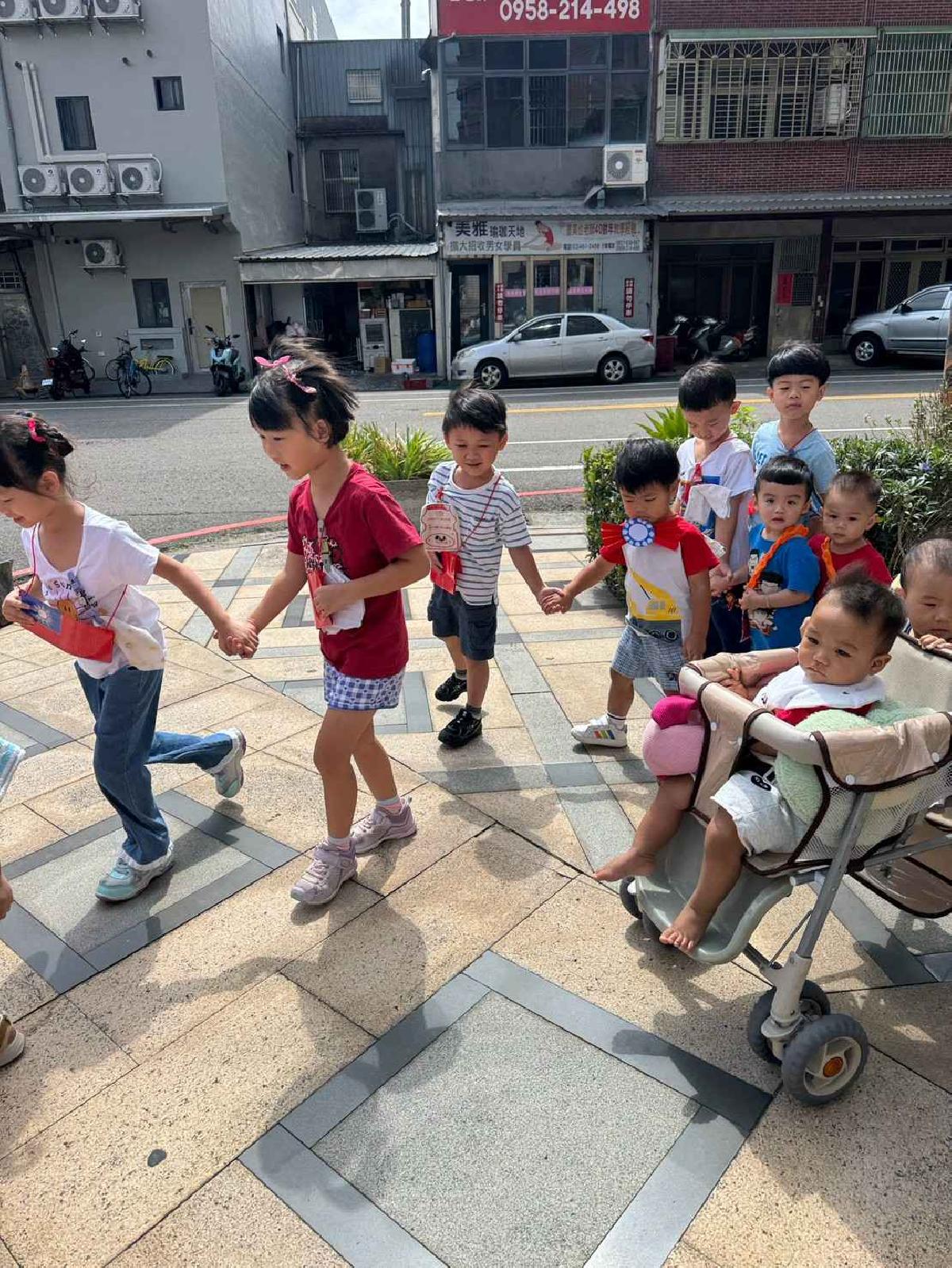 line_album_1151008雙十遊行_261021_13