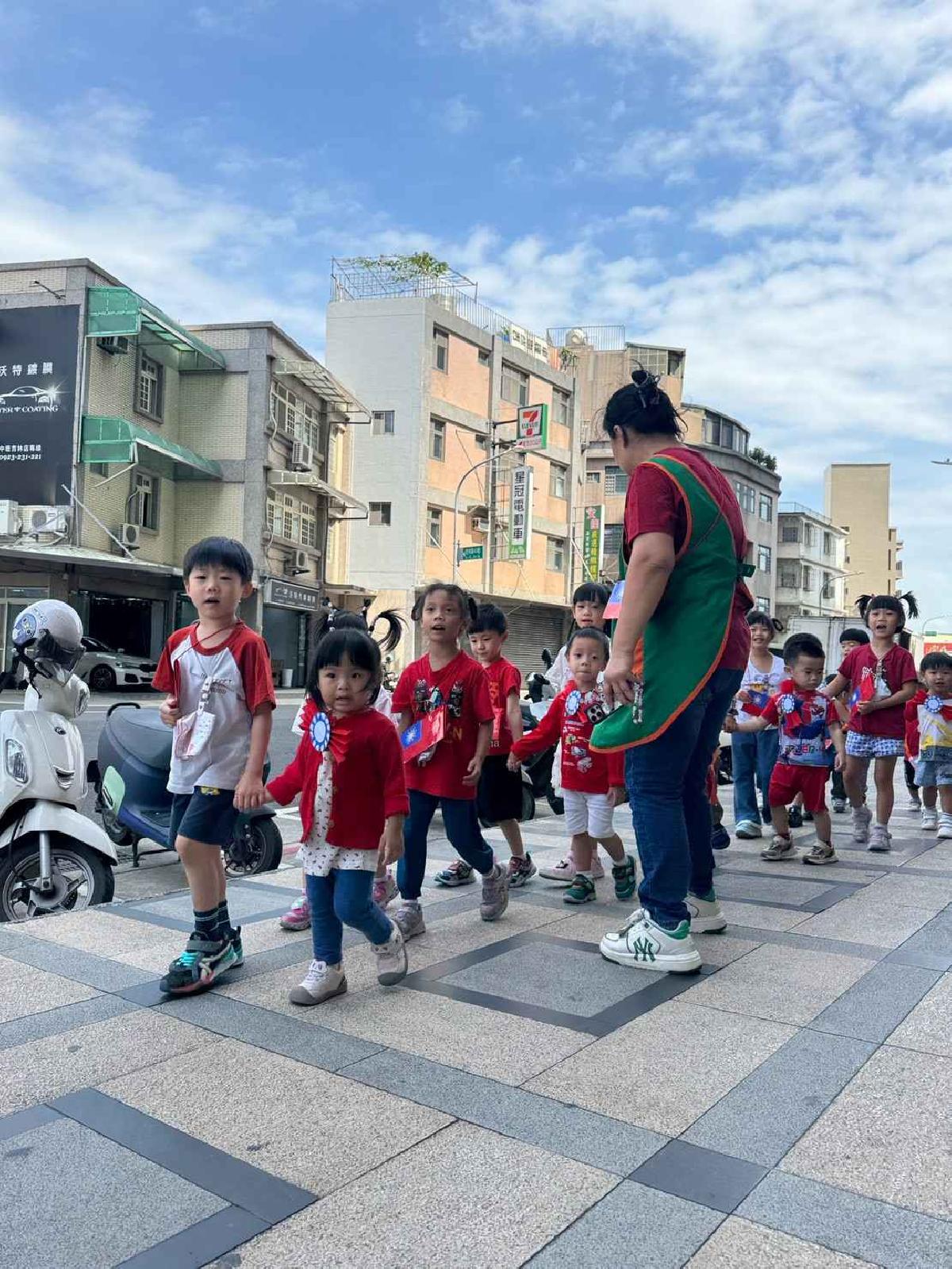 line_album_1151008雙十遊行_261021_33
