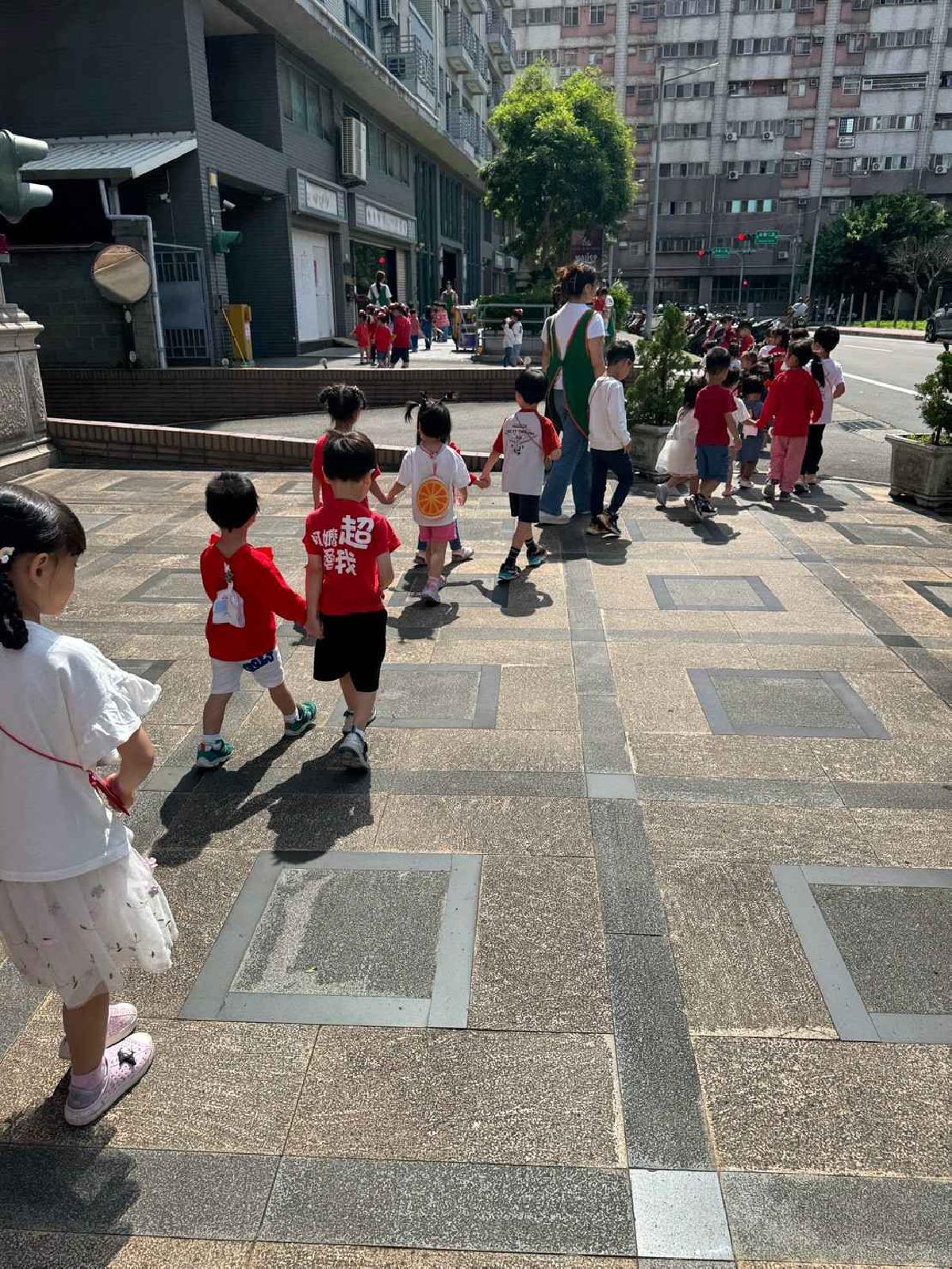 line_album_1151008雙十遊行_261021_45