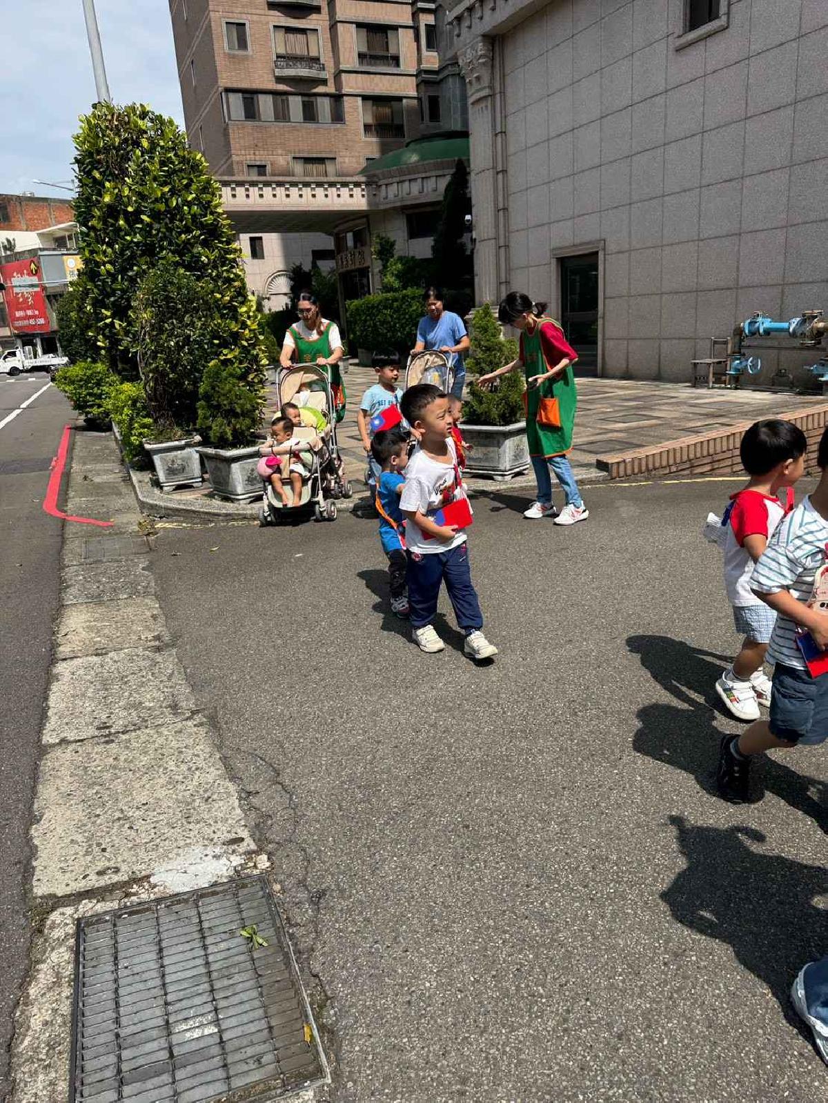 line_album_1151008雙十遊行_261021_47