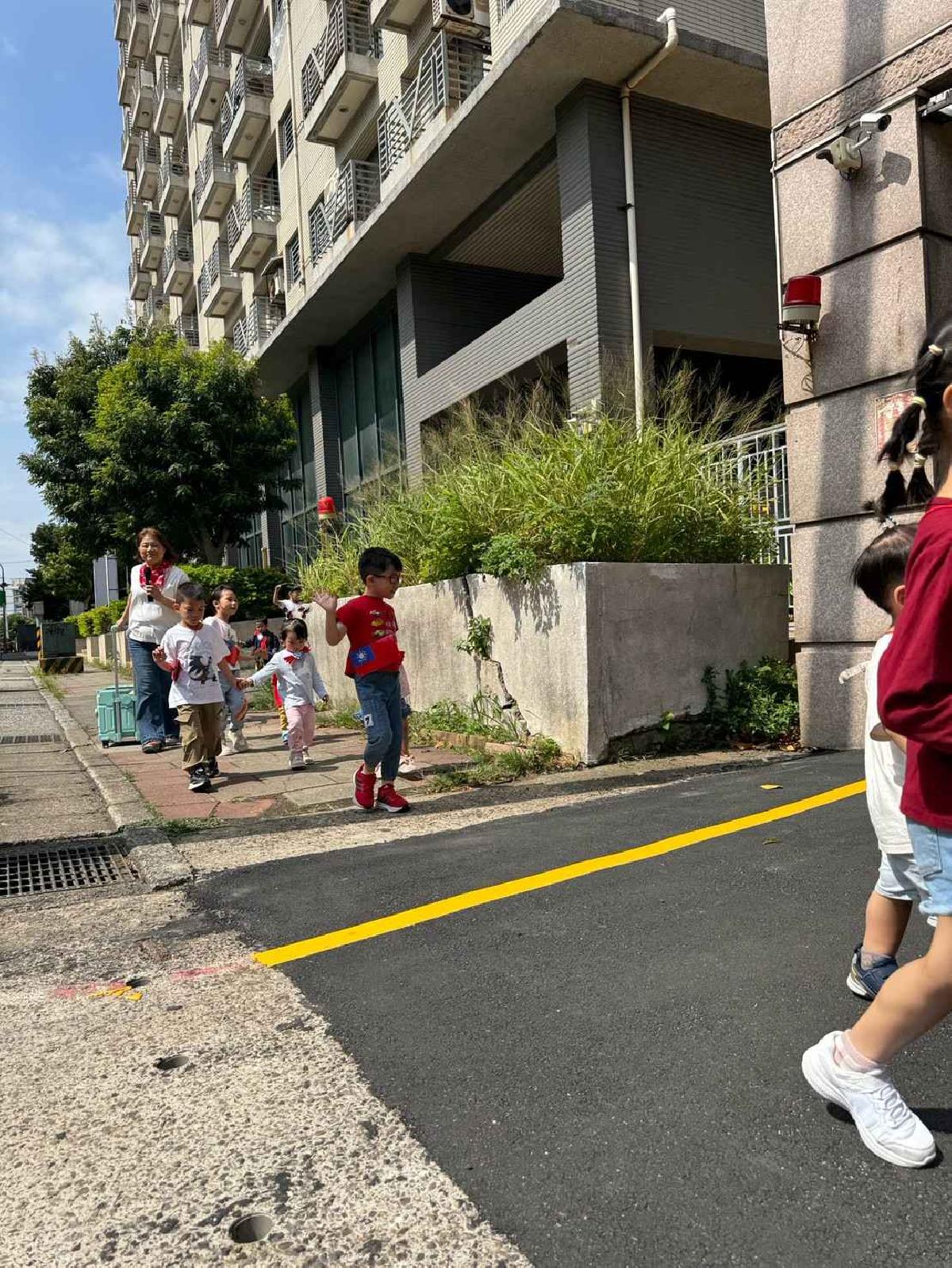 line_album_1151008雙十遊行_261021_63