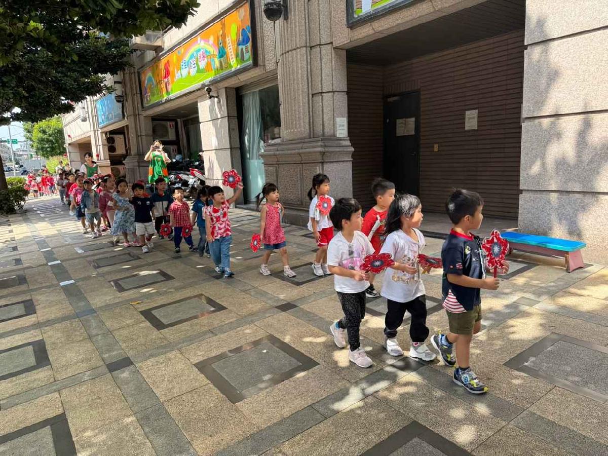 line_album_1151008雙十遊行_261021_69